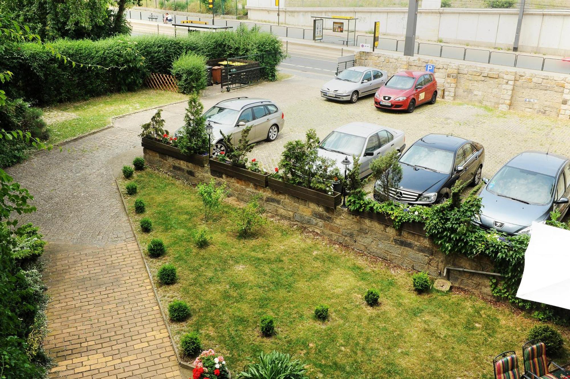 Apartmenthaus Stadt Metz ドレスデン エクステリア 写真